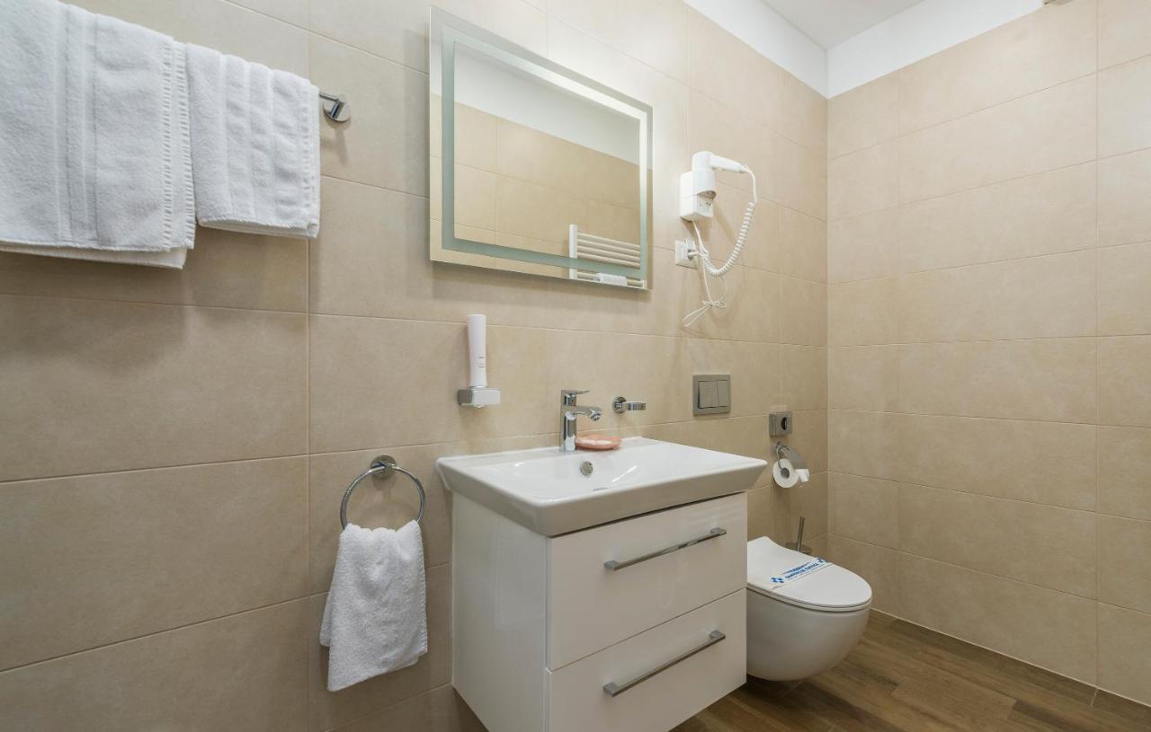Boutique Hotel Melissa Poreč Buitenkant foto